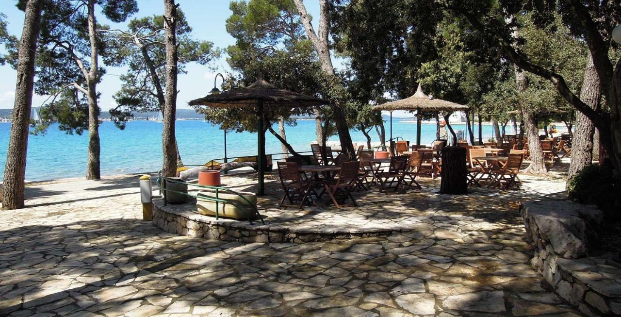 Mobile Home Starfish IV Camp Biograd Biograd Na Moru Eksteriør bilde